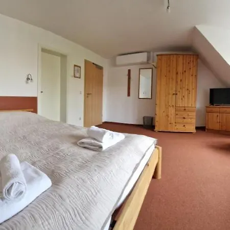 Garni Zum Hothertor 3*